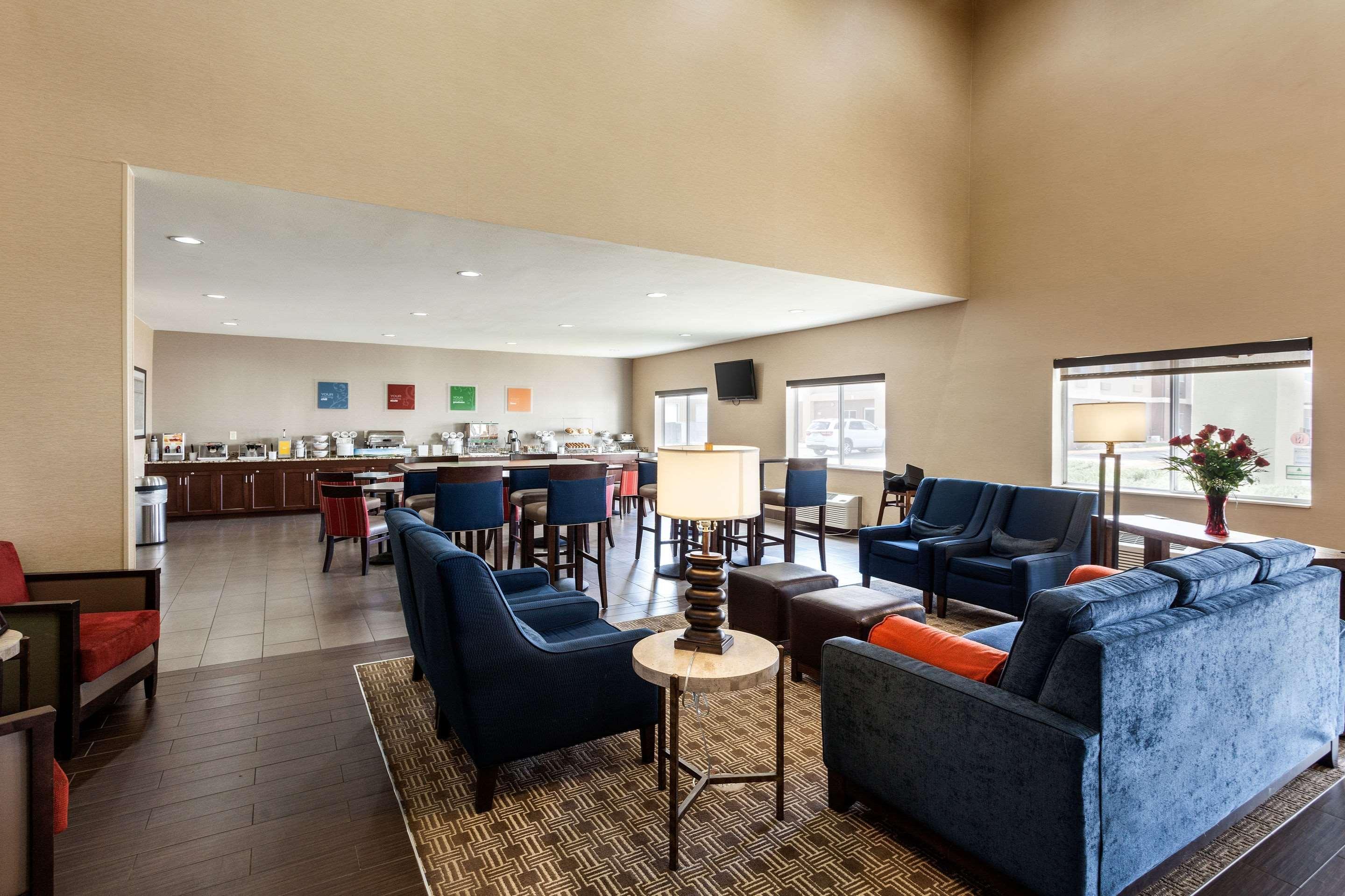 Comfort Suites University Lincoln Extérieur photo