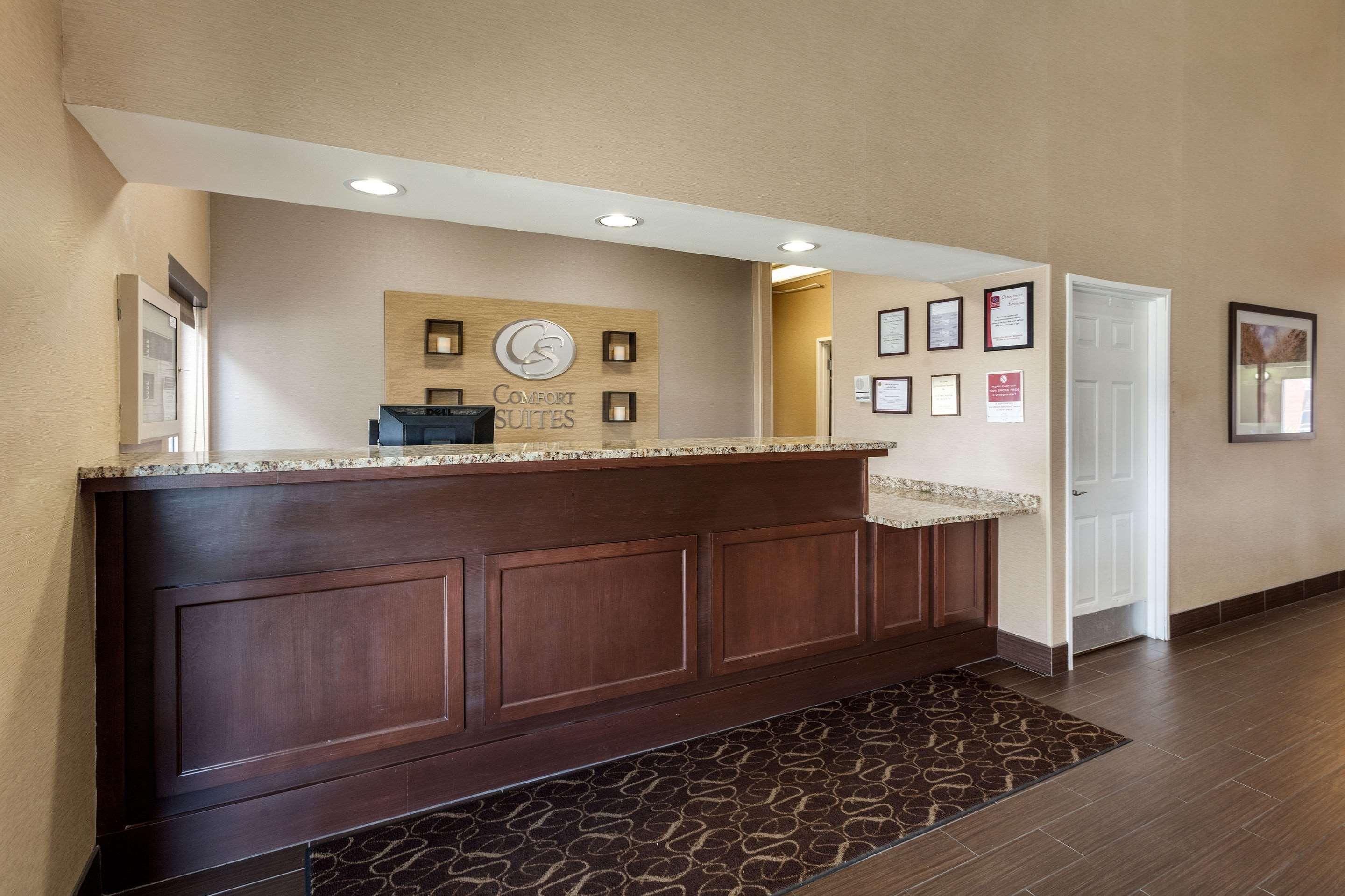 Comfort Suites University Lincoln Extérieur photo